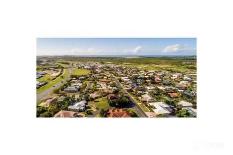 Property photo of 5 Palmview Court Rural View QLD 4740