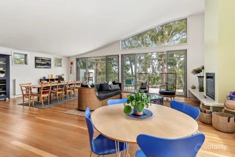 Property photo of 41 Couvreur Street Garran ACT 2605