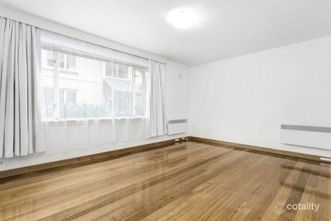 Property photo of 2/92-102 The Avenue Parkville VIC 3052
