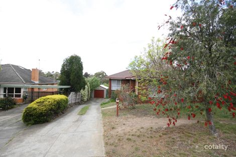 8 Hutcheson Ave, Highton, VIC 3216