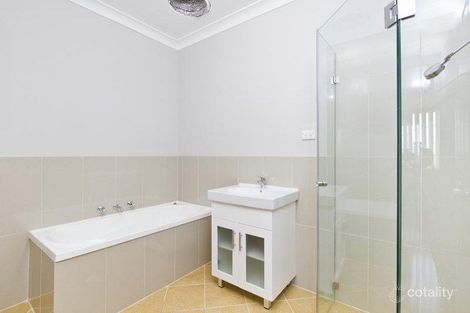 Property photo of 1/19 Backhouse Road Lake Heights NSW 2502