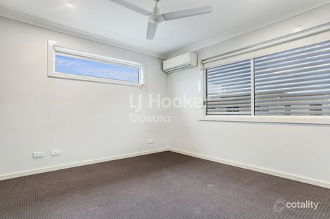 Property photo of 8/73 Sovereign Circuit Glenfield NSW 2167