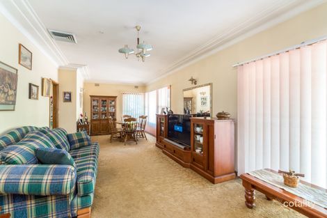 Property photo of 37 Johnstone Street Peakhurst NSW 2210