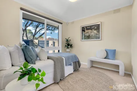 Property photo of 2/94 Devon Street Cheltenham VIC 3192