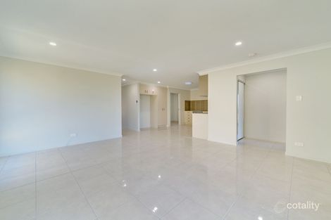 Property photo of 1/19 Chatswood Court Deebing Heights QLD 4306