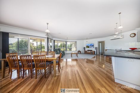 Property photo of 17 Canterbury Close Drouin VIC 3818