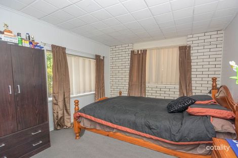 Property photo of 74 Parkes Drive Helensvale QLD 4212