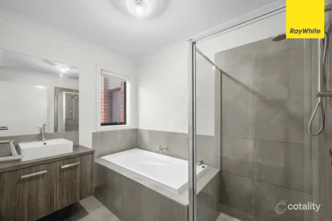 Property photo of 133 Oldbridge Boulevard Weir Views VIC 3338