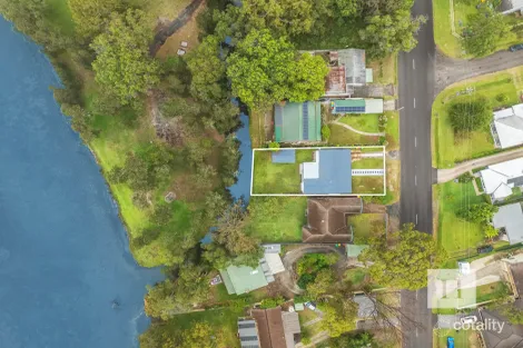 Property photo of 15 Malvina Parade Gorokan NSW 2263