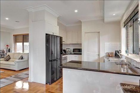 Property photo of 2/164 Thompsons Road Bulleen VIC 3105