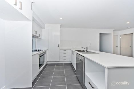 Property photo of 39 Hammersmith Crescent Doolandella QLD 4077