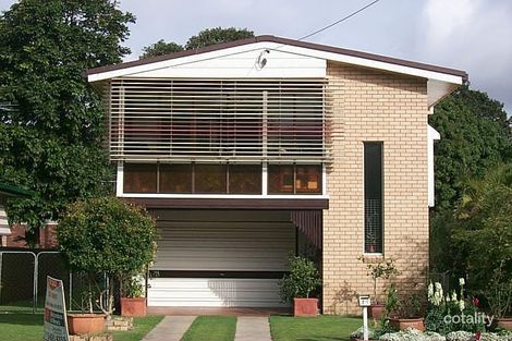 18 Churchill St, Golden Beach, QLD 4551