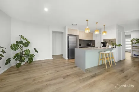 Property photo of 43 Neave Way Thrumster NSW 2444