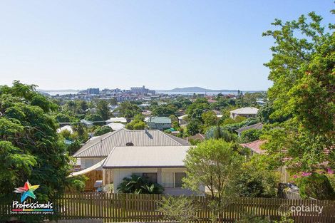 Property photo of 20 Hill Crescent West Gladstone QLD 4680
