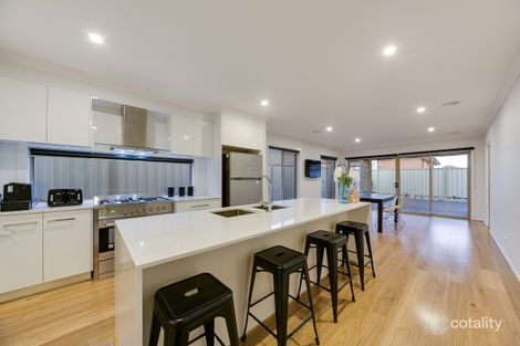 Property photo of 20 Unicorn Street Pakenham VIC 3810