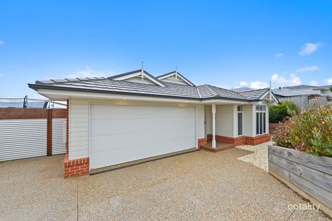 Property photo of 7 Wiltons Crescent Drouin VIC 3818