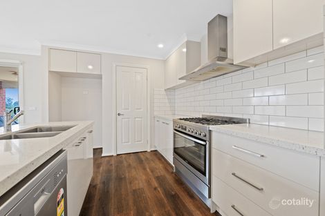 Property photo of 7 Wiltons Crescent Drouin VIC 3818