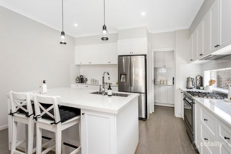 34 Emily St, Greenvale, VIC 3059