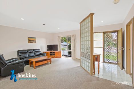 Property photo of 2/15 Amelia Crescent Doncaster East VIC 3109