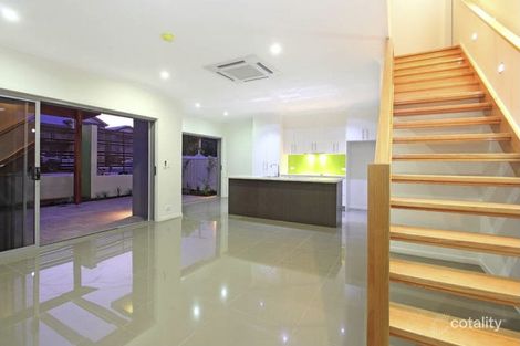 Property photo of 4/75 Ridge Street Greenslopes QLD 4120