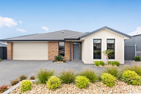 Property photo of 23 Seaside Boulevard Moana SA 5169