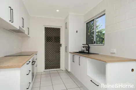 Property photo of 21 Gilli Crescent Cranbrook QLD 4814