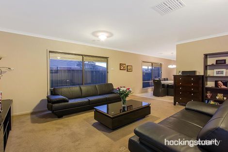 Property photo of 17 Ashgrove Drive Deer Park VIC 3023