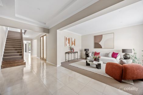 Property photo of 28 Burnham Crescent Keysborough VIC 3173