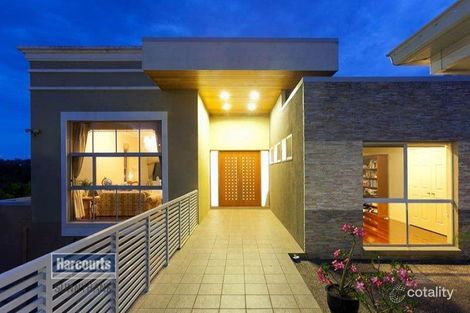 Property photo of 16 Staveley Close Sinnamon Park QLD 4073