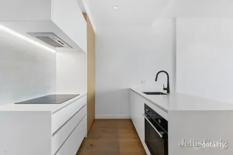 204/443 Upper Heidelberg Rd, Ivanhoe, VIC 3079