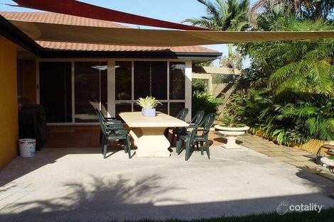 Property photo of 2 Emerald Place Runcorn QLD 4113