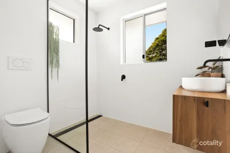 Property photo of 6/5-7 Kirton Road Bellambi NSW 2518