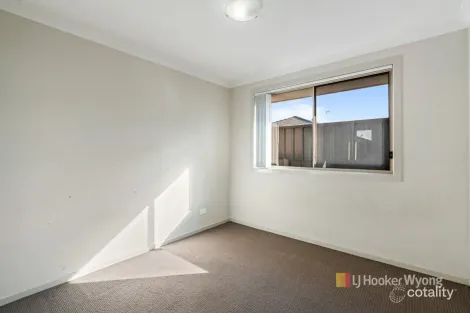 Property photo of 13 Oakmont Place Woongarrah NSW 2259