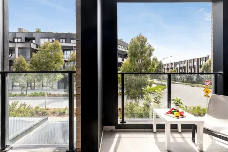 Property photo of 32 Mills Boulevard Alphington VIC 3078