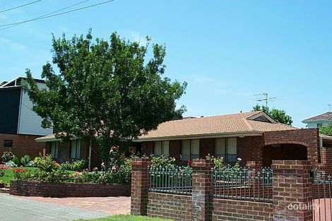 10 Angove Lane, Bicton, WA 6157