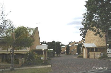 Property photo of 16/15 Koolang Road Green Point NSW 2251