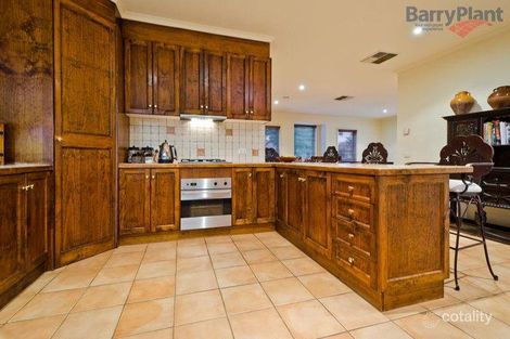 Property photo of 71 Glastonbury Circuit Point Cook VIC 3030