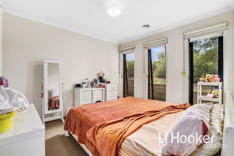 Property photo of 307 Settlement Road Drouin VIC 3818