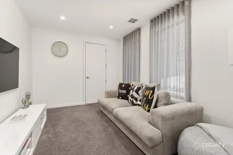 Property photo of 5 Sylvan Crescent Ashwood VIC 3147