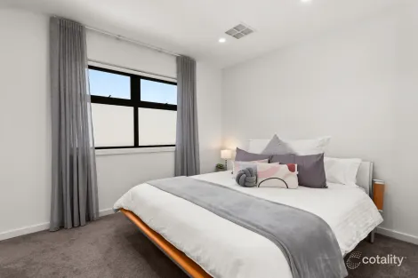 Property photo of 5 Sylvan Crescent Ashwood VIC 3147