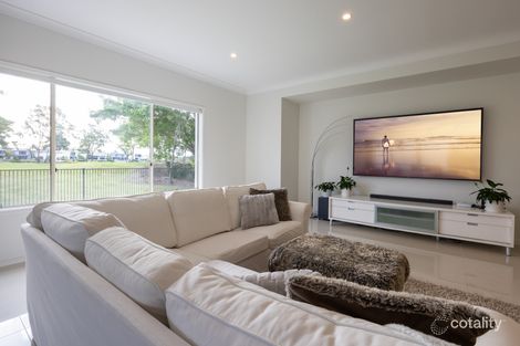 Property photo of 9108 Peter Senior Drive Hope Island QLD 4212