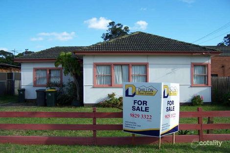 Property photo of 28 Aero Road Ingleburn NSW 2565