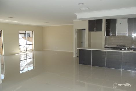Property photo of 3 Benmar Place Lyndhurst VIC 3975