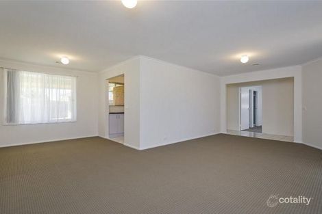 Property photo of 4 Presidents Court Werribee VIC 3030