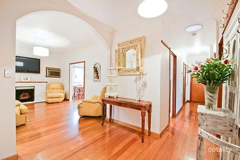 Property photo of 18 Simpson Street Mitcham VIC 3132