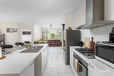 Property photo of 24 Bibra Loop Dalyellup WA 6230