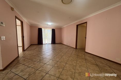 Property photo of 36 Charmian Crescent Watanobbi NSW 2259