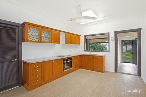 Property photo of 25 Picnic Parade Ettalong Beach NSW 2257