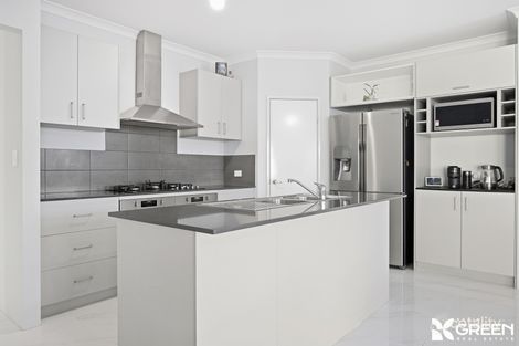 Property photo of 111 Jinatong Loop Dawesville WA 6211