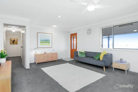 Property photo of 8 Leconfield Road Greta NSW 2334
